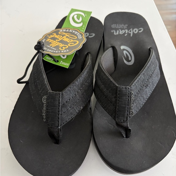 Cobian Other - Cobian Black Men's Flip Flop Sandals